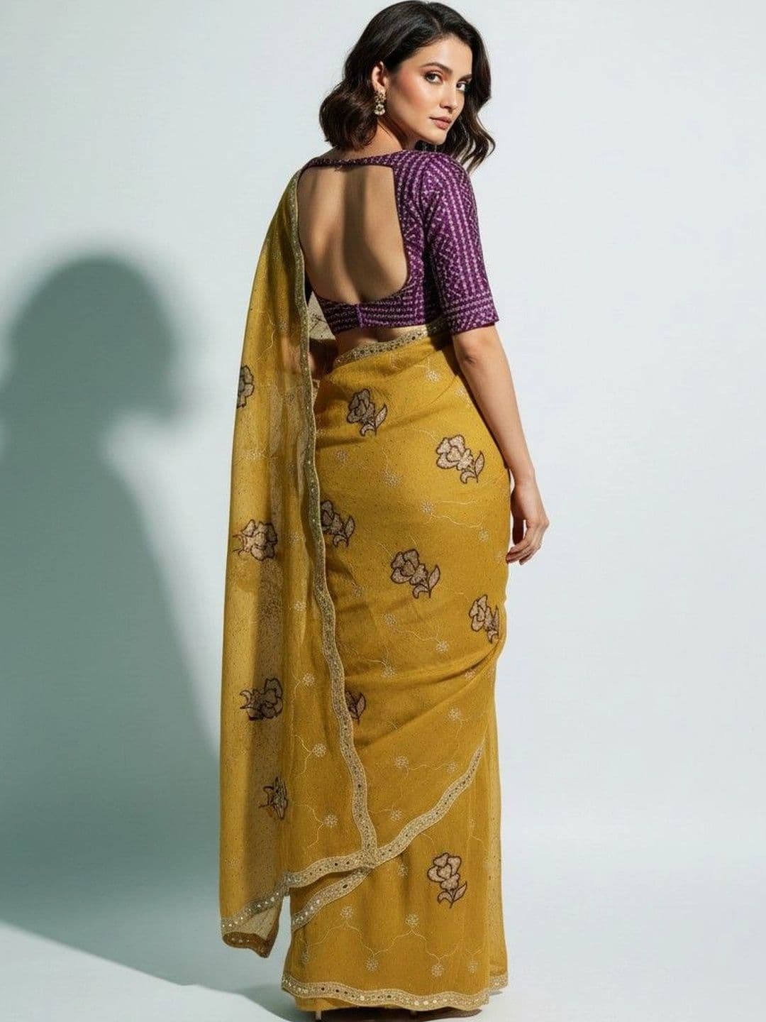 SmileyFashion Floral Embroidered Poly Georgette Saree thumbnail 3