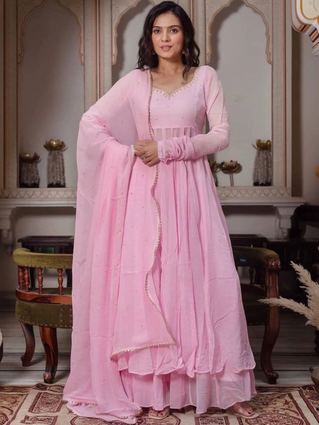 Homexa Enterprise Women Empire Thread Work Kurta with Palazzos & With Dupatta thumbnail 4