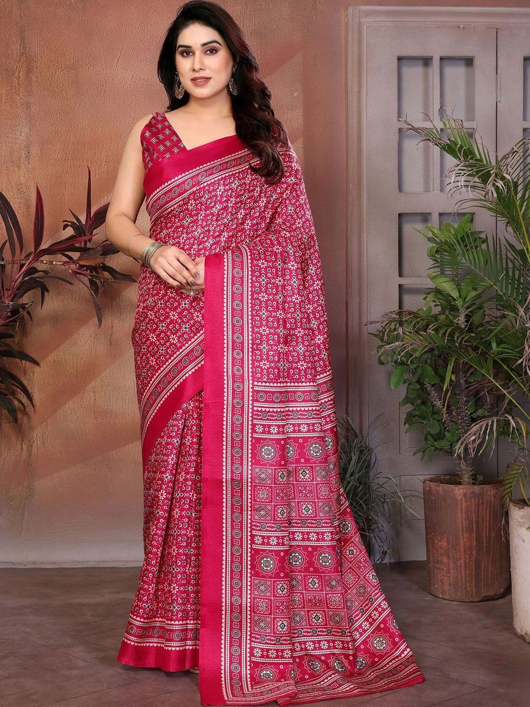 SZN Art Silk Saree thumbnail 5