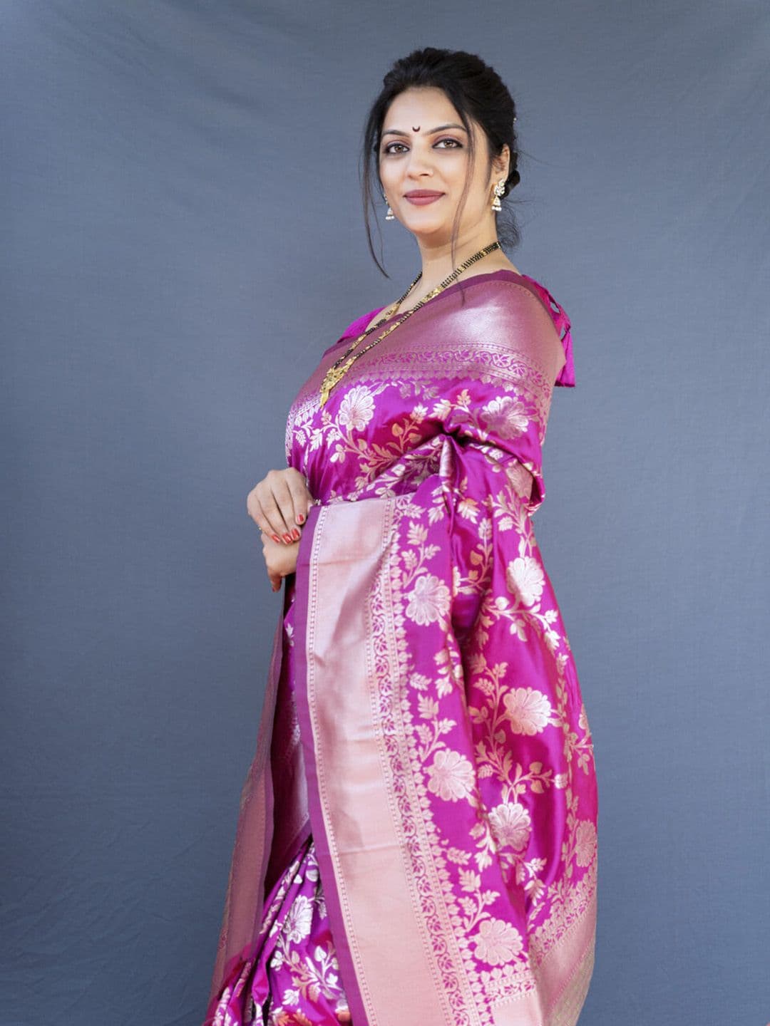 Dhaaga Ghar Woven Design Zari Art Silk Banarasi Saree thumbnail 3