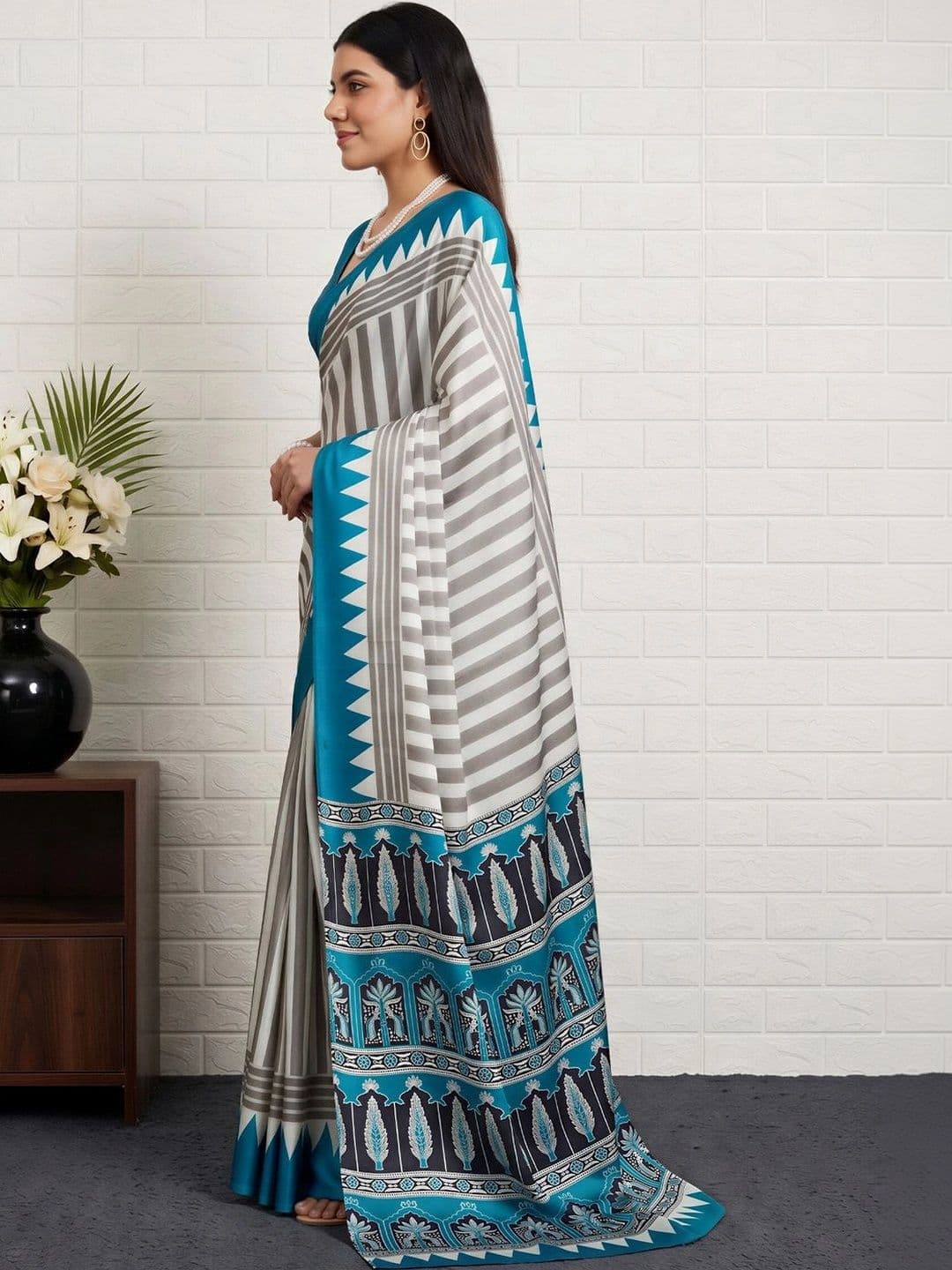 Anouk Striped Satin Designer Saree thumbnail 2