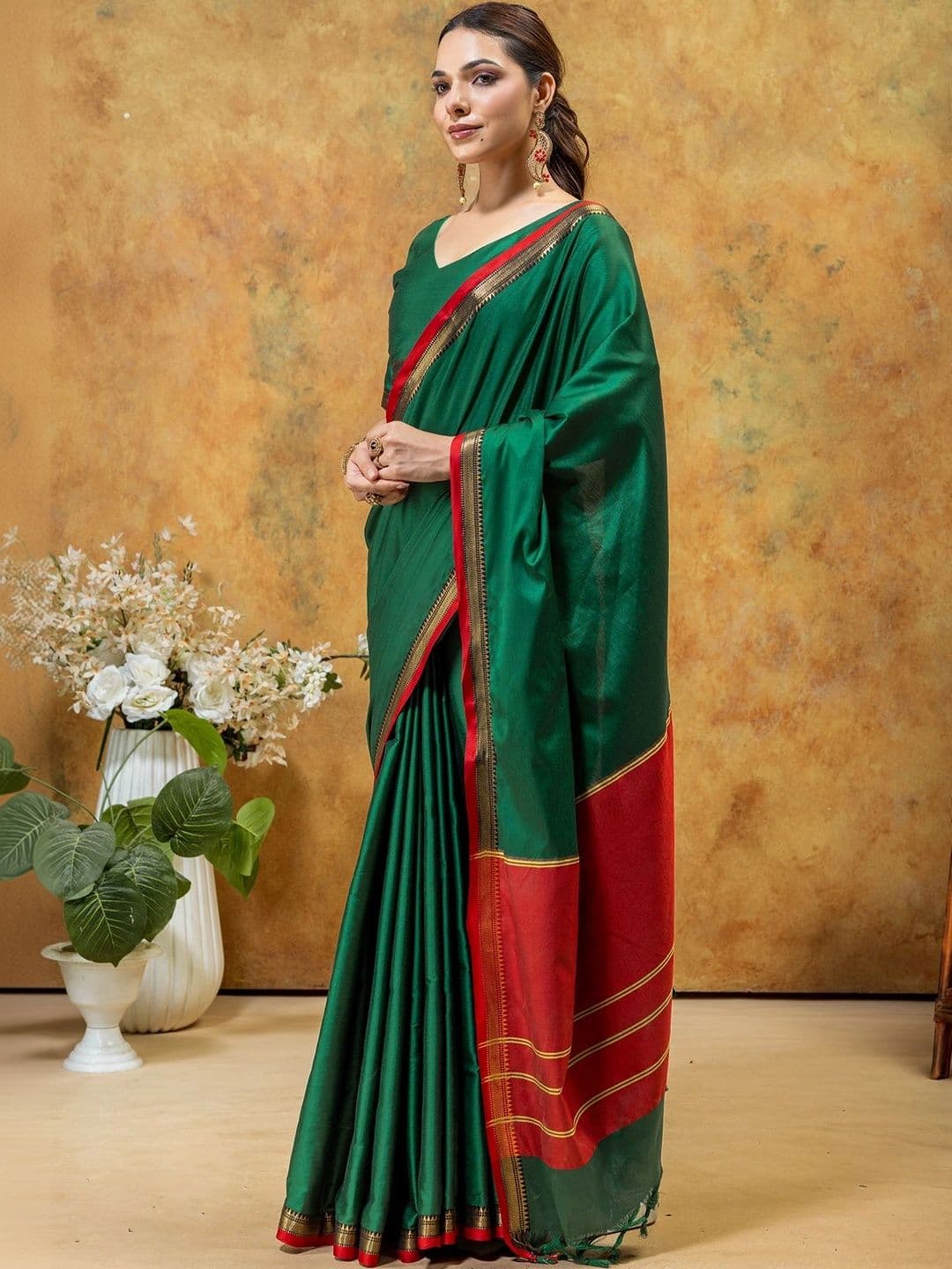 KALINI Woven Design Zari Designer Gadwal Saree thumbnail 3