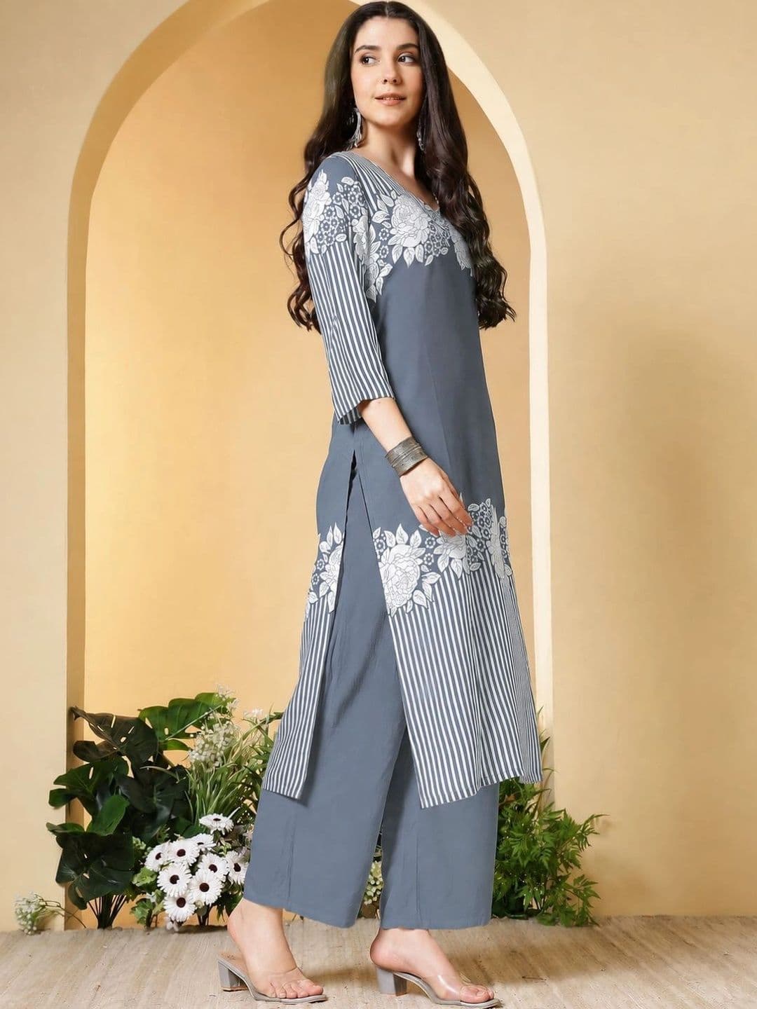 AMOUS Women Floral Printed Floral Kurti thumbnail 6