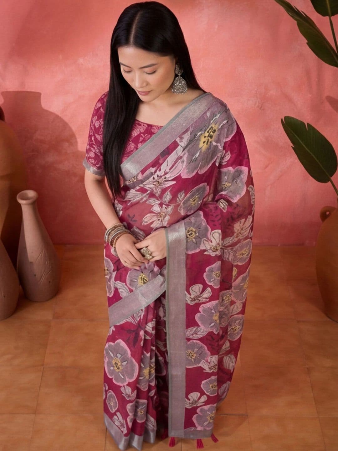 Anouk Rustic Floral Zari Pure Linen Designer Khadi Saree thumbnail 4