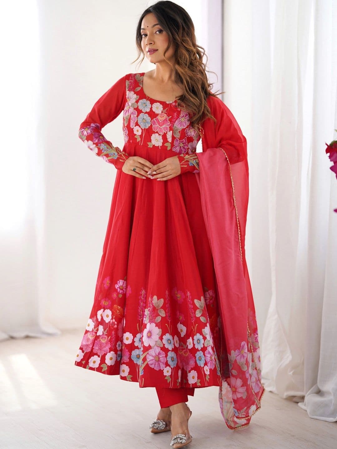 Urban Nakhre Women Floral Printed Regular Pure Cotton Kurta with Trousers & With Dupatta - view 1