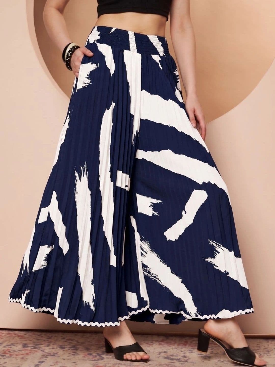CORSICA Women Printed Palazzos thumbnail 7