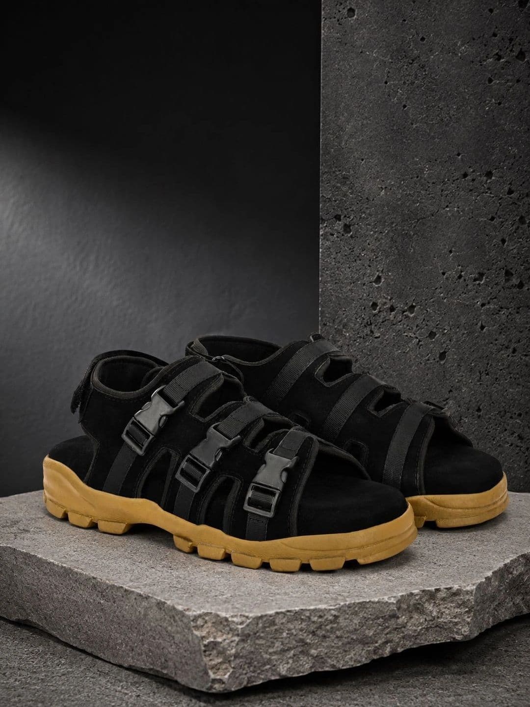 Lushwalk Men Sandals - view 1