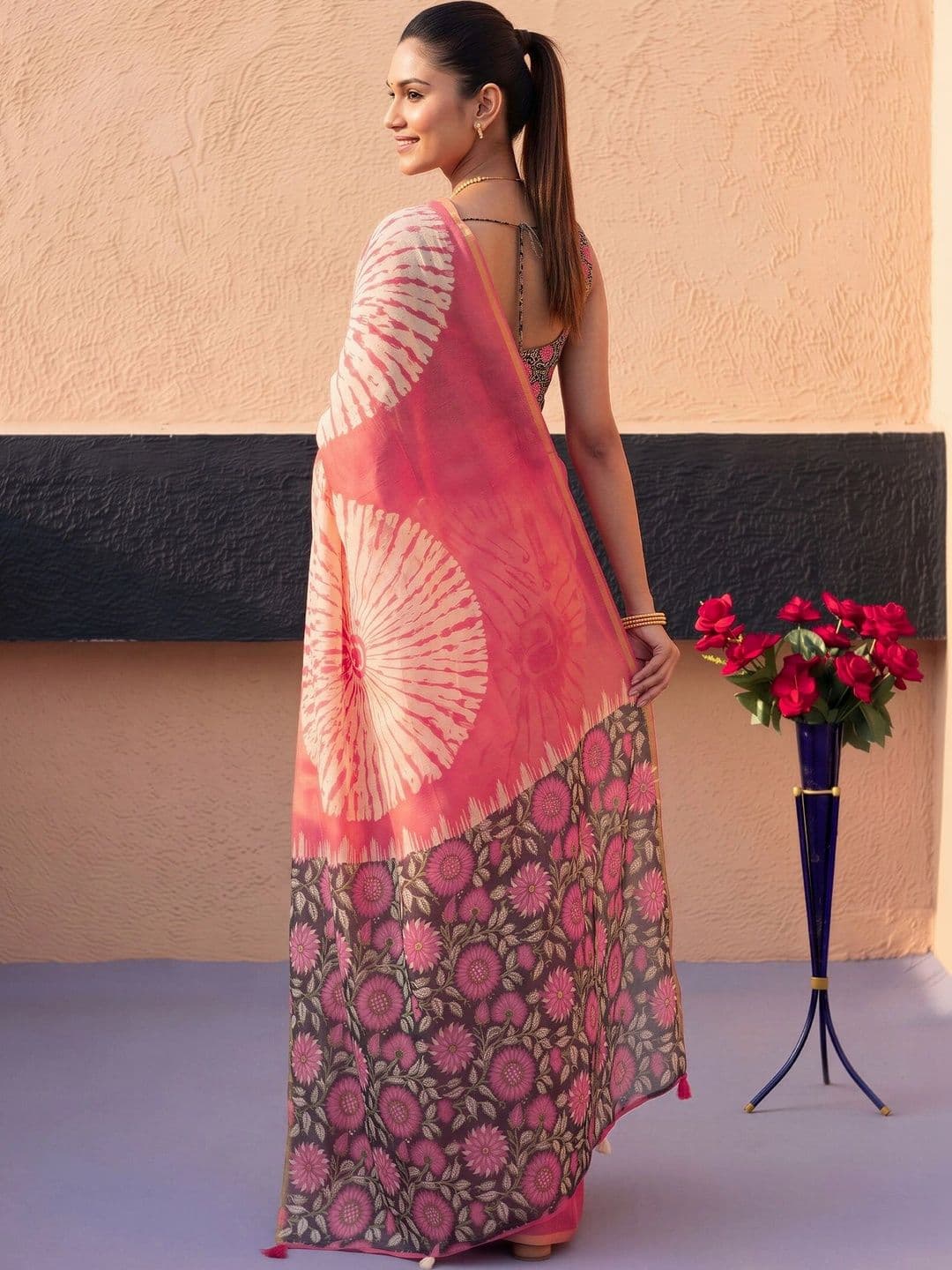 Sangria Tie and Dye Fusion Block Print Saree thumbnail 4