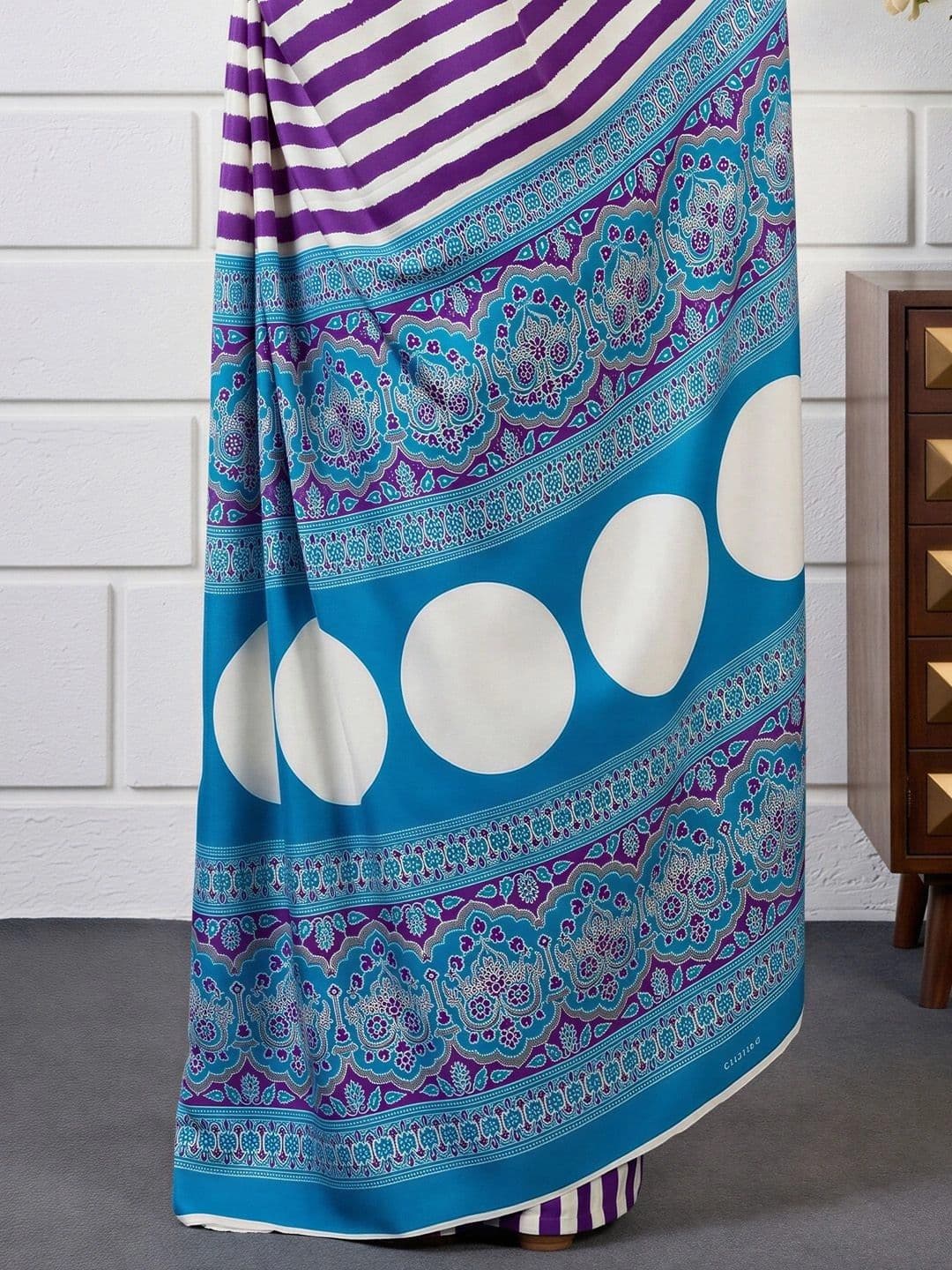 Anouk Striped Satin Designer Saree thumbnail 4