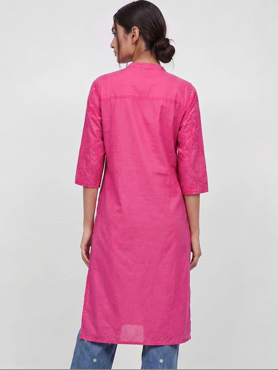 Melange by Lifestyle Women Floral Embroidered Kurta thumbnail 4