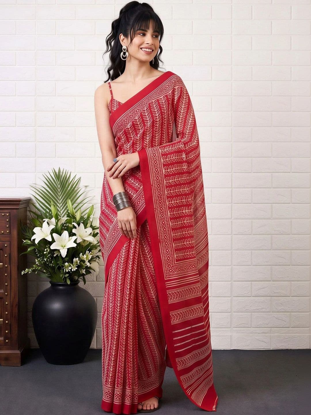Anouk Women Ethnic Motifs Silk Blend Designer Block Print Saree thumbnail 2