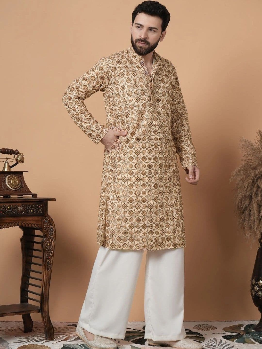 SHROBH Men Kurta thumbnail 4