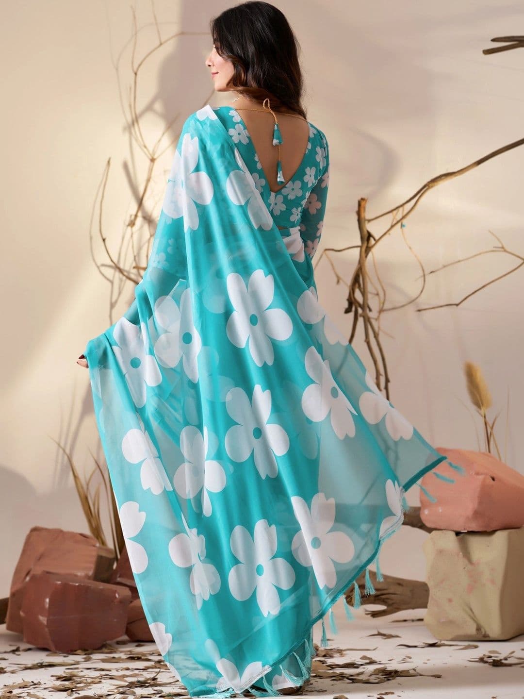 Moda Rapido Floral Poly Georgette Designer Saree thumbnail 5