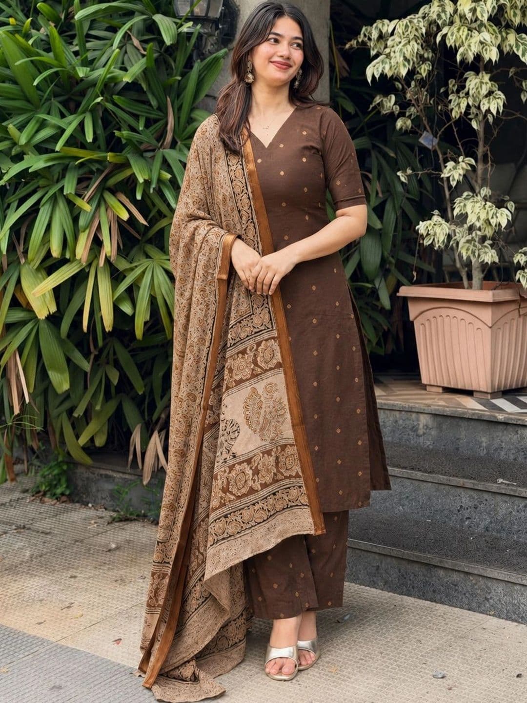 KALINI Women Ethnic Motifs Regular Kurta with Trousers & With Dupatta thumbnail 4