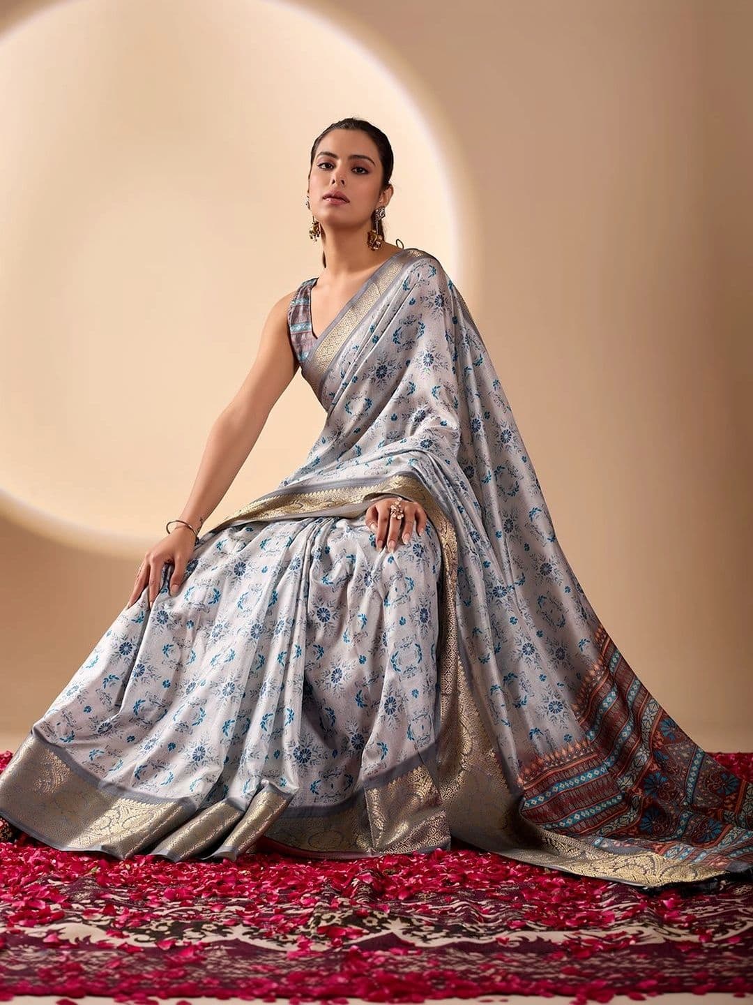 Moda Rapido Zari Silk Blend Designer Saree thumbnail 2