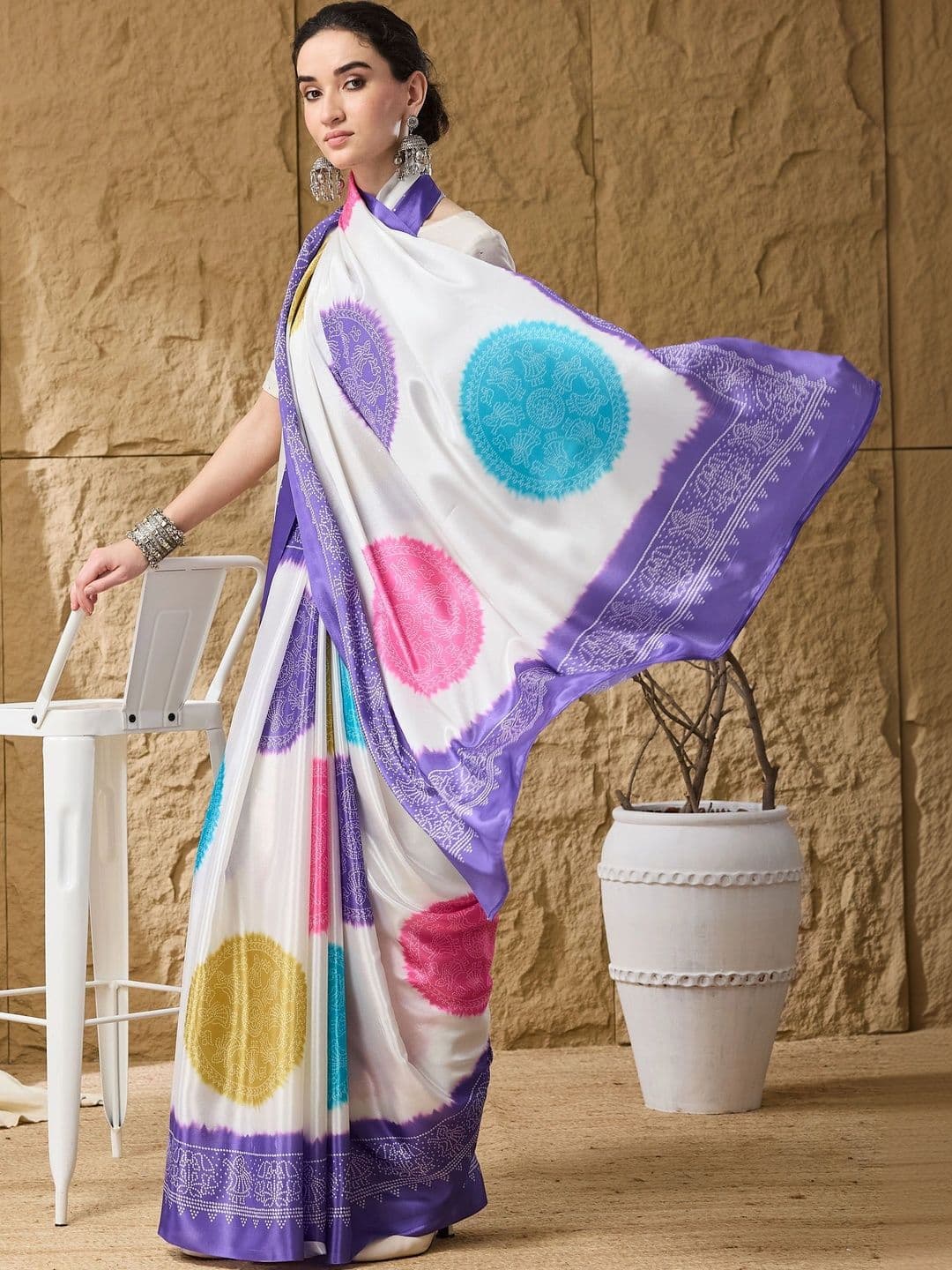 RACHNA Bandhani Satin Designer Ikat Saree thumbnail 2
