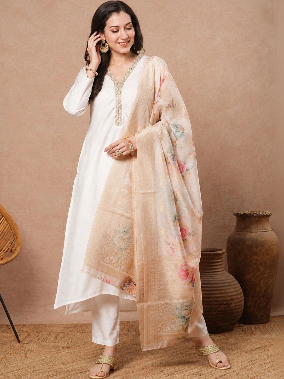 KALINI Women Floral Regular Sequinned Kurta with Trousers & With Dupatta thumbnail 4