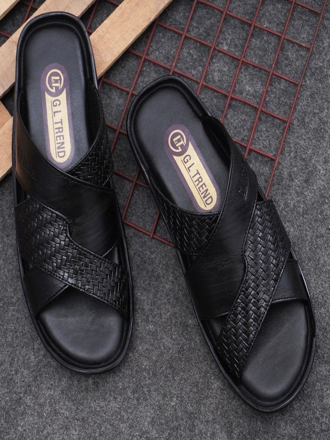 G L Trend Men Casual Stylish Comfortable Black Slip-On Sandals - view 1