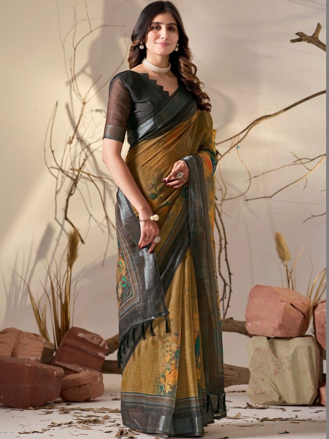 Moda Rapido Floral Zari Linen Blend Designer Saree thumbnail 6
