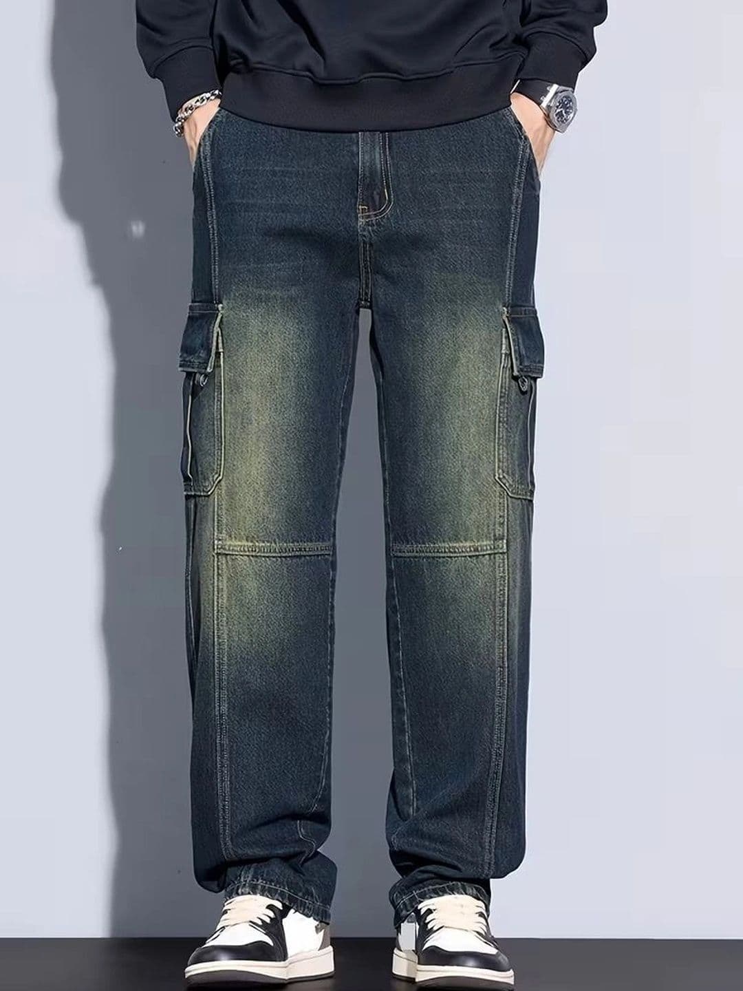 MAKPAK Men Jean Relaxed Fit Mid-Rise Low Distress Stretchable Jeans thumbnail 6