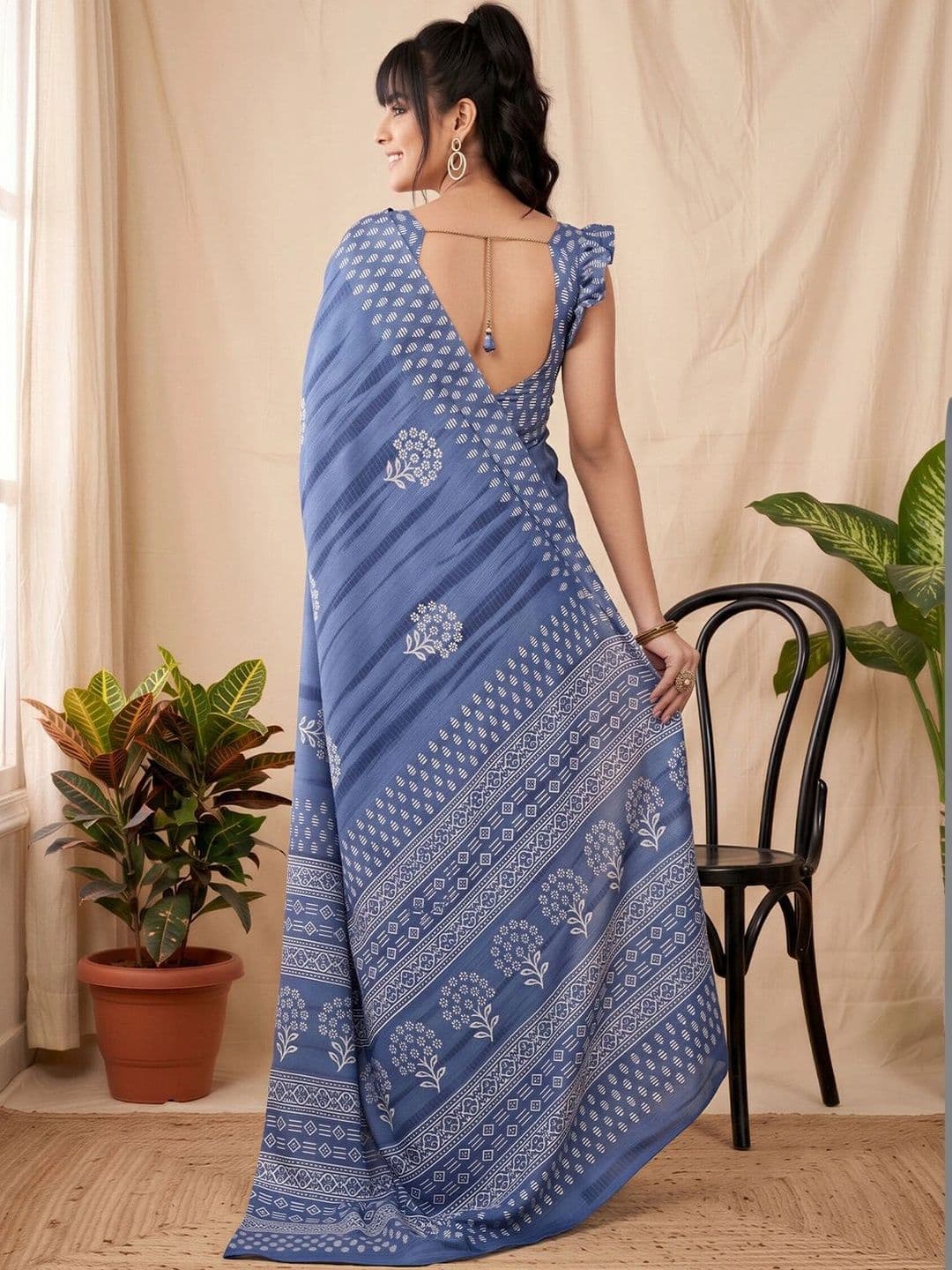 Anouk Batik Designer Block Print Saree thumbnail 6