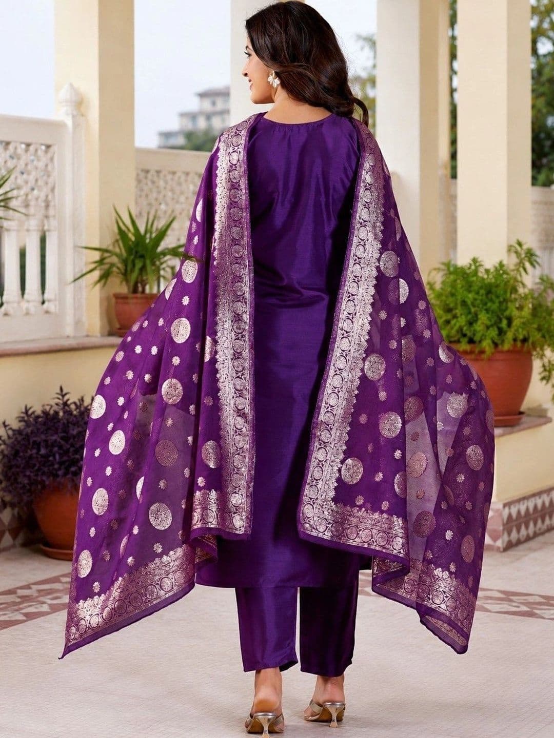 Chandbaali Women Ethnic Motifs Embroidered Regular Kurta with Trousers & With Dupatta thumbnail 4