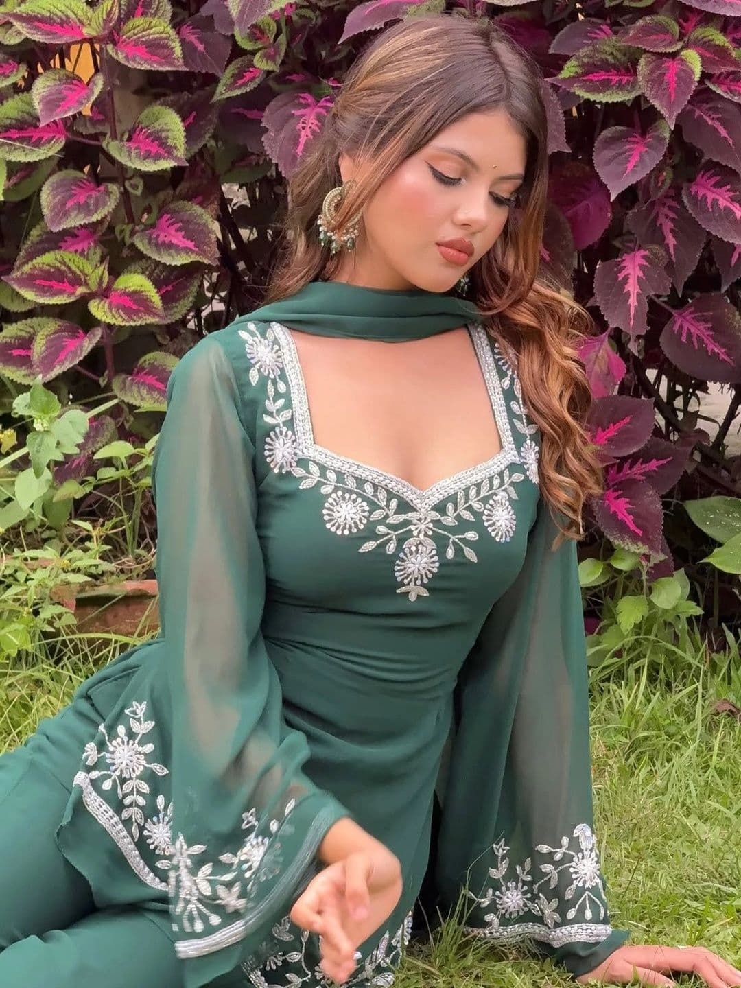 HERE&NOW Women Ethnic Motifs Embroidered Regular Thread Work Kurta with Palazzos & With Dupatta thumbnail 3