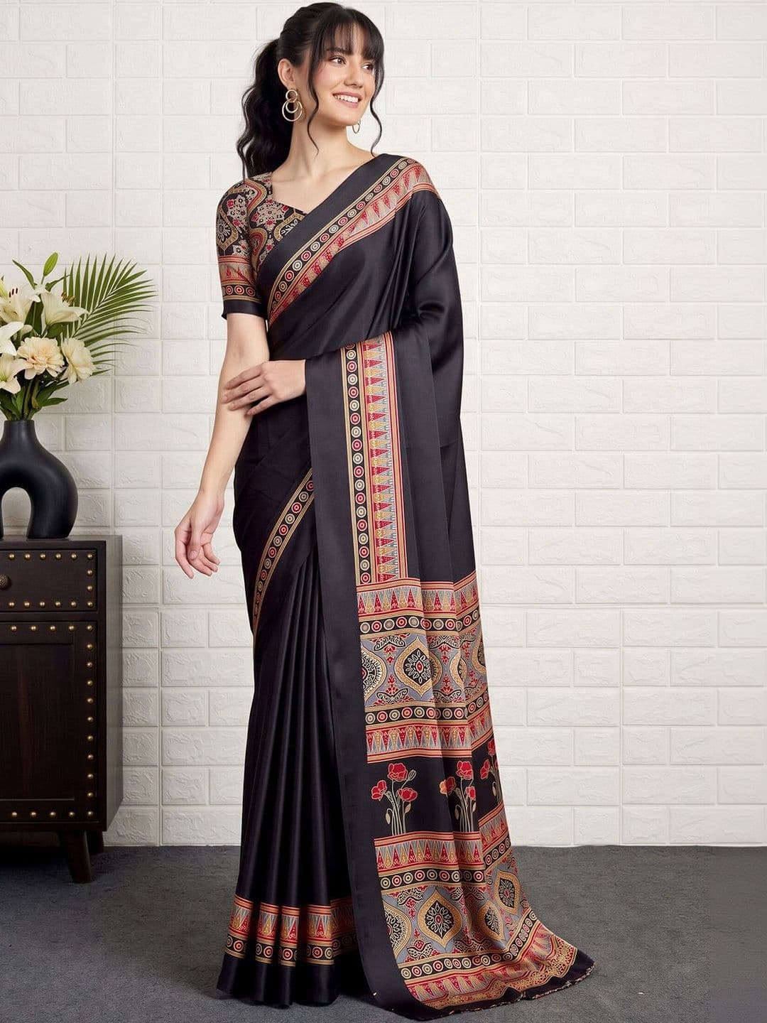 Anouk Warli Satin Designer Block Print Saree thumbnail 7