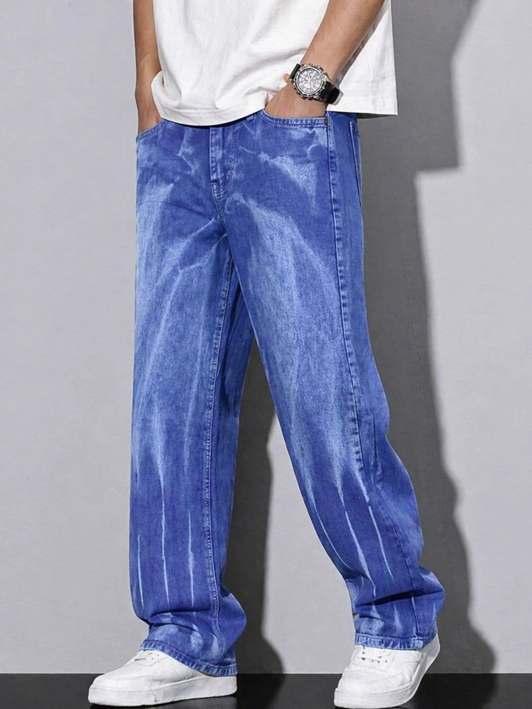 VERTICALS Men Straight Fit Mid-Rise Jeans thumbnail 3