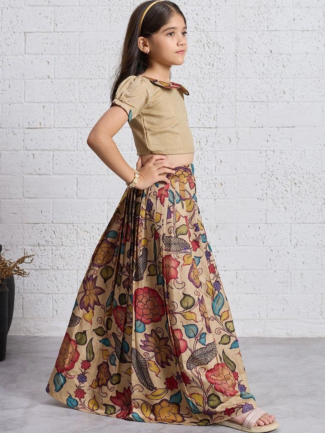Tasarika Girls Embellished Sequinned Kalamkari Ready to Wear Lehenga & thumbnail 5