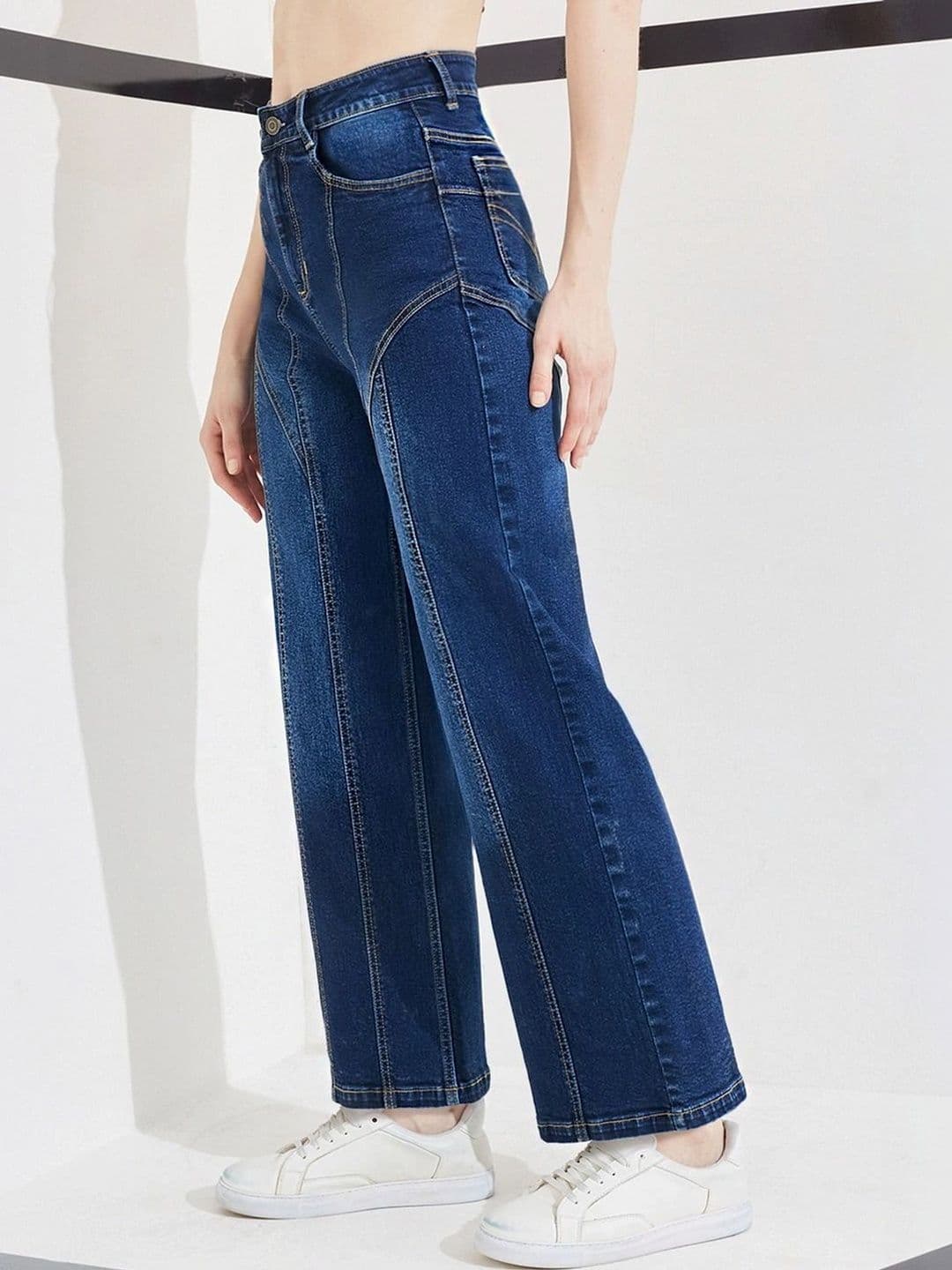 DOLCE CRUDO Women Wide Leg High-Rise Heavy Fade Stretchable Jeans thumbnail 3