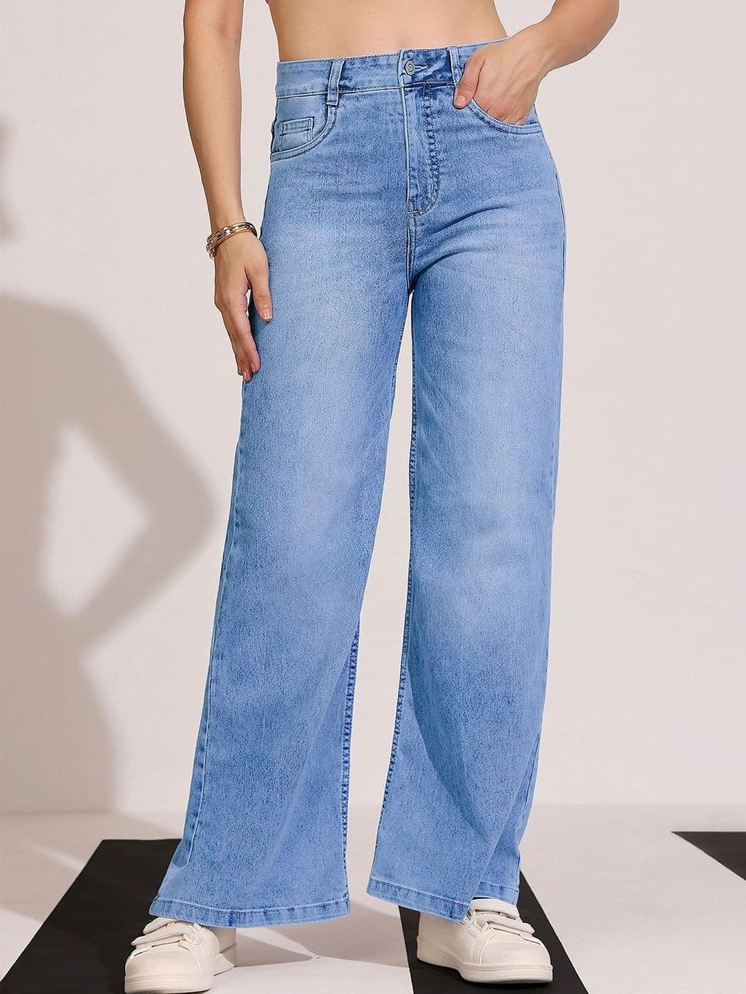 DOLCE CRUDO Women Wide Leg High-Rise Light Fade Stretchable Jeans - view 1