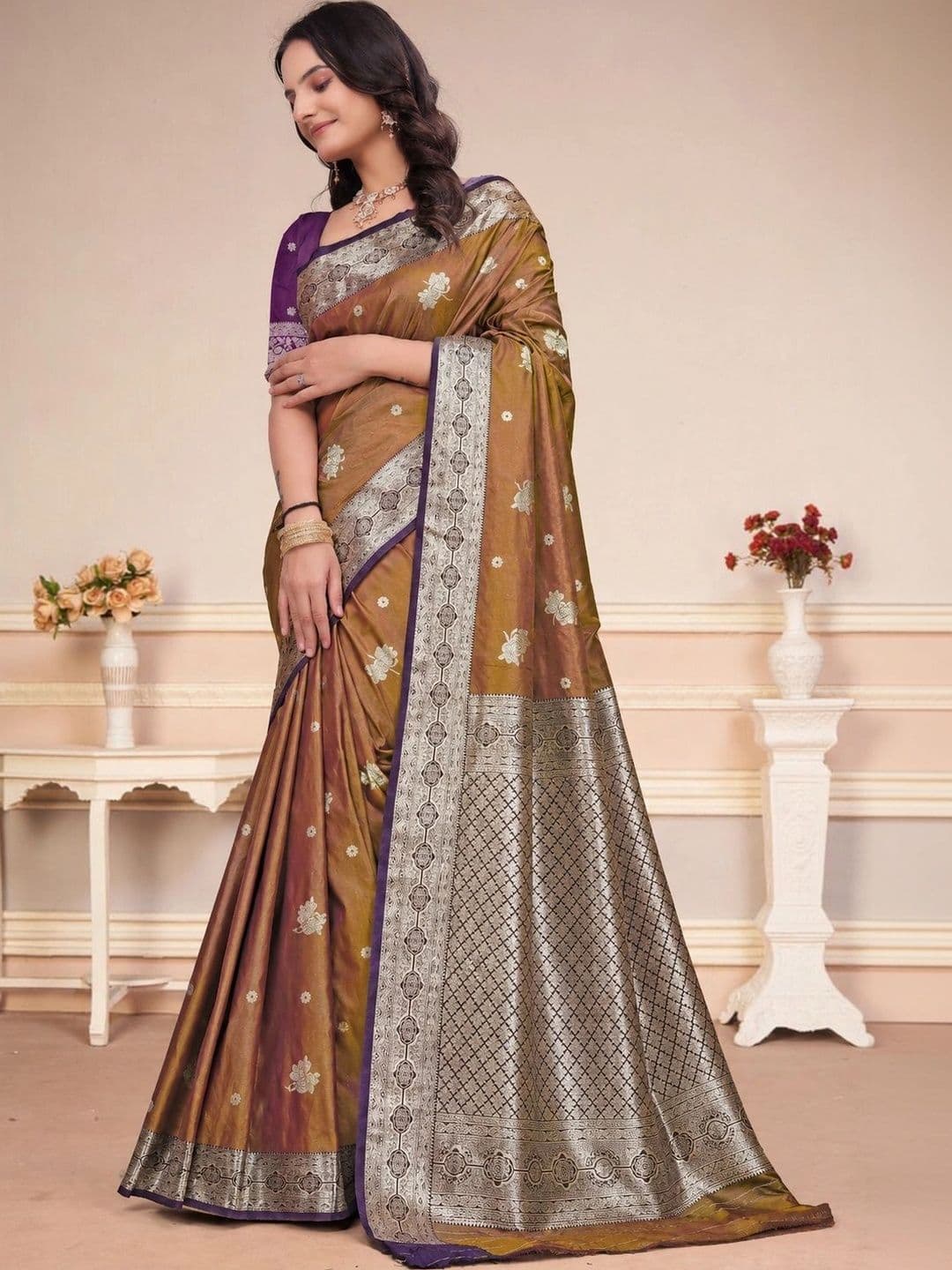 RANGREET Ethnic Motifs Saree thumbnail 4