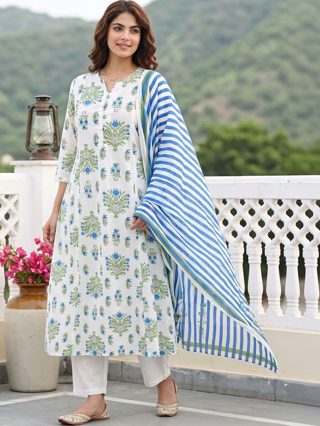 Jaitpuriya Women Ethnic Motifs Printed Regular Pure Cotton Kurta with Trousers & With Dupatta thumbnail 7