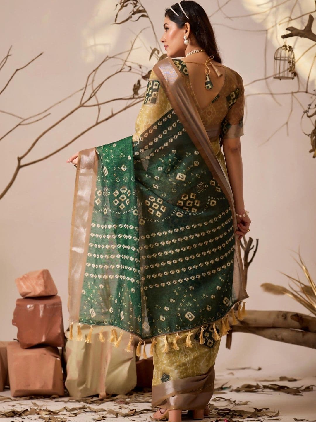 Moda Rapido Bandhani Zari Linen Blend Designer Patola Saree thumbnail 3