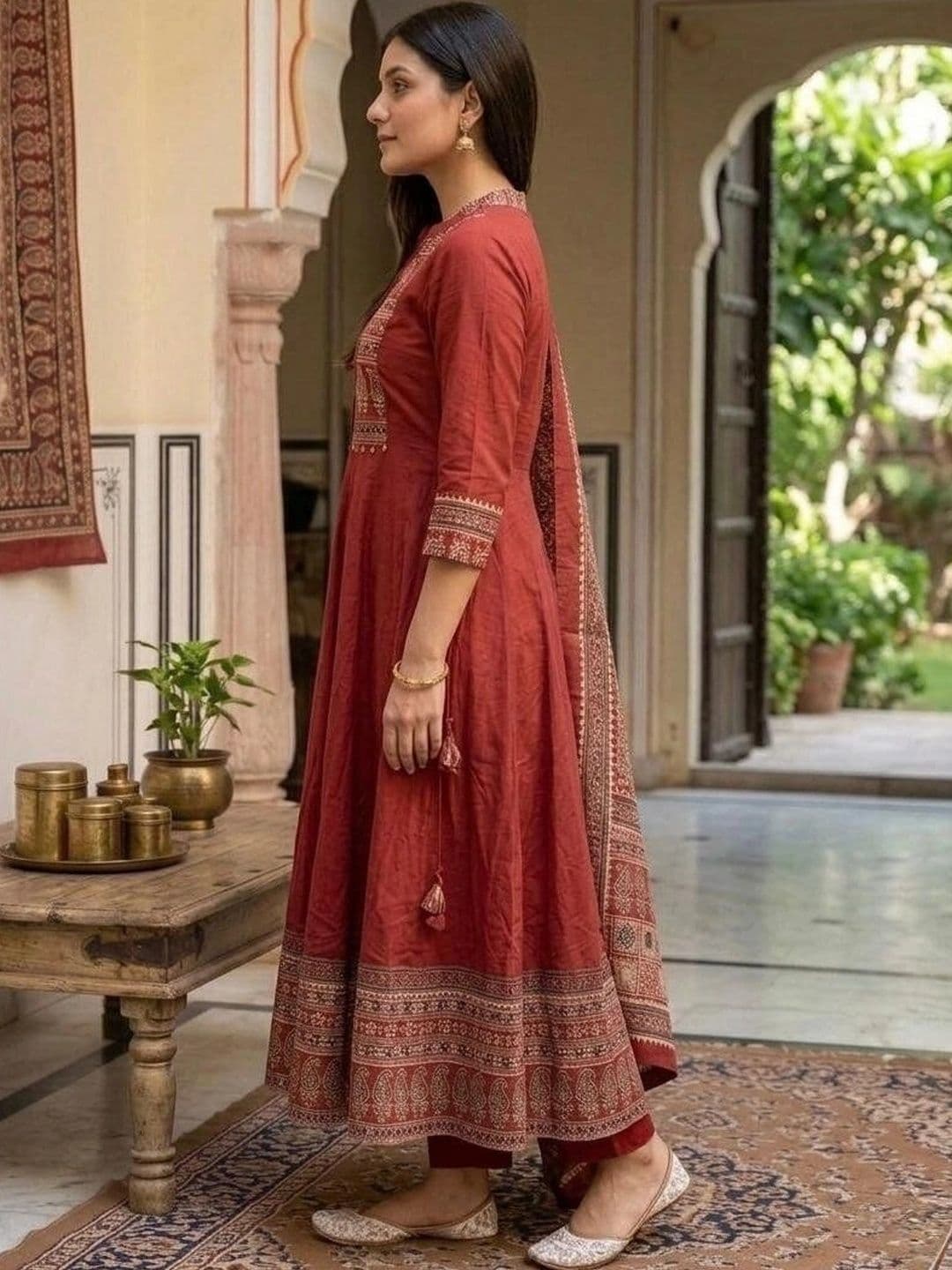 VASTRAPEDIA Women Motifs Printed Regular Pure Cotton Kurta with Trousers & With Dupatta thumbnail 5