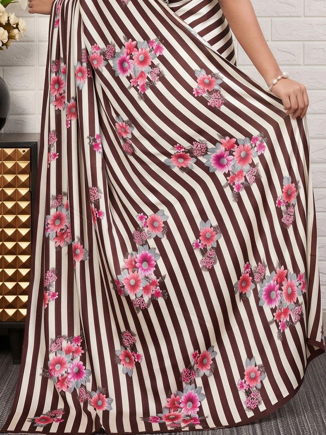 Anouk women Floral Satin Designer Leheriya Saree thumbnail 7