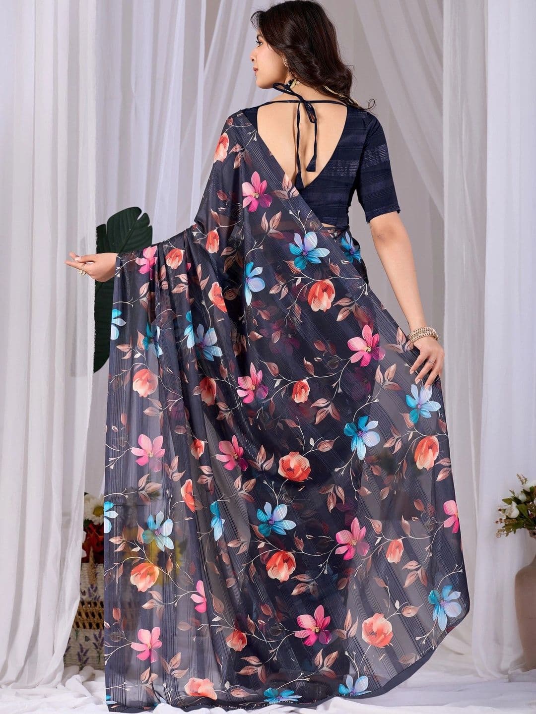 Moda Rapido Floral Poly Georgette Designer Saree thumbnail 4