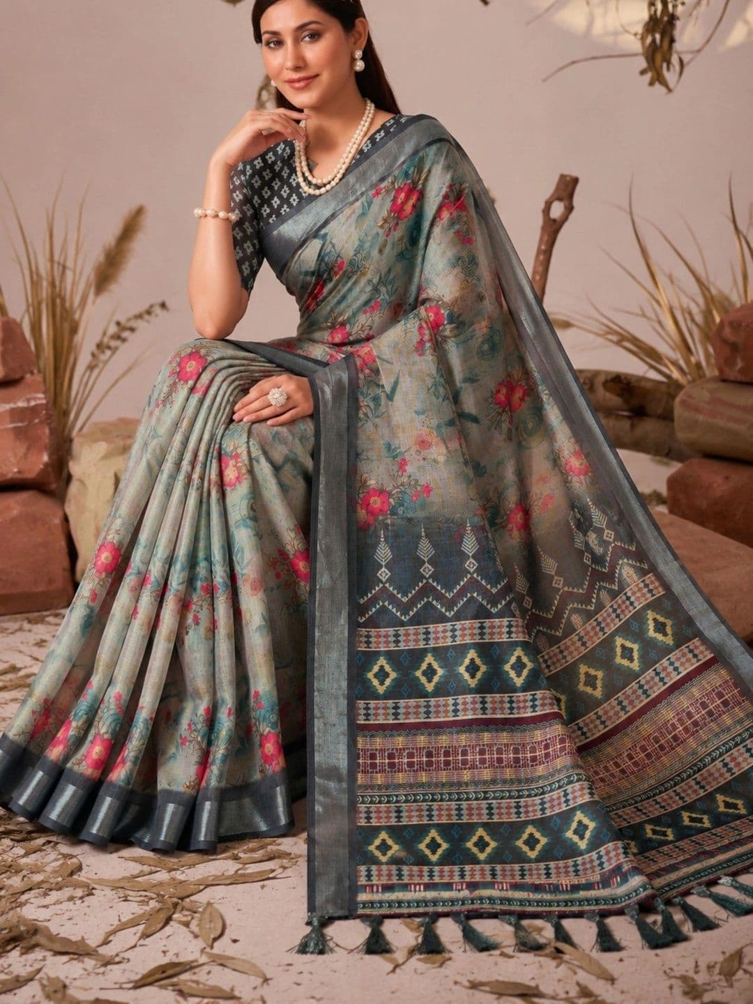 Moda Rapido Floral Zari Linen Blend Designer Patola Saree thumbnail 5