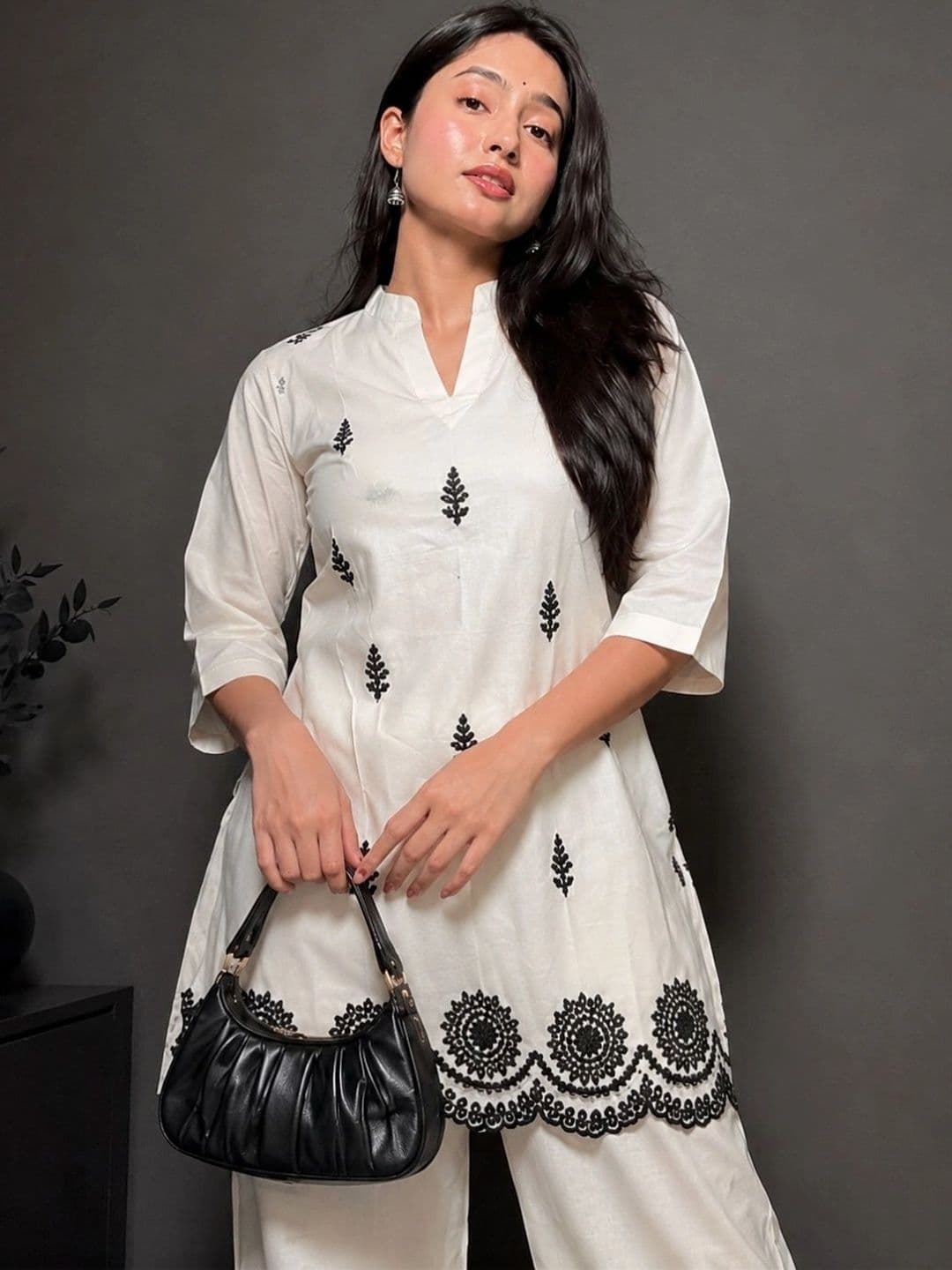 TWINS LADY Cotton Embroidered Top with Palazzos thumbnail 3