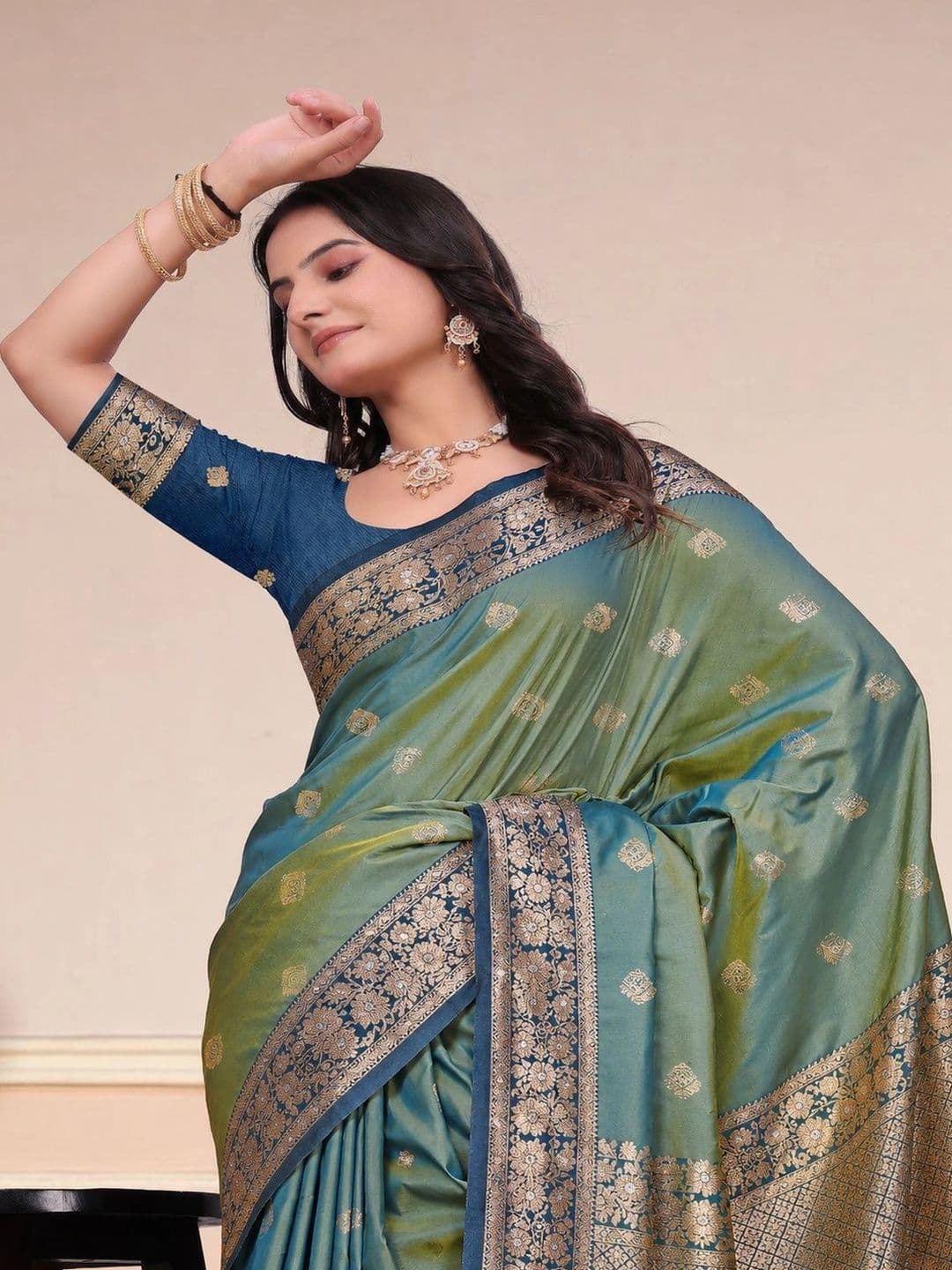 RANGREET Ethnic Motifs Zari Saree thumbnail 5