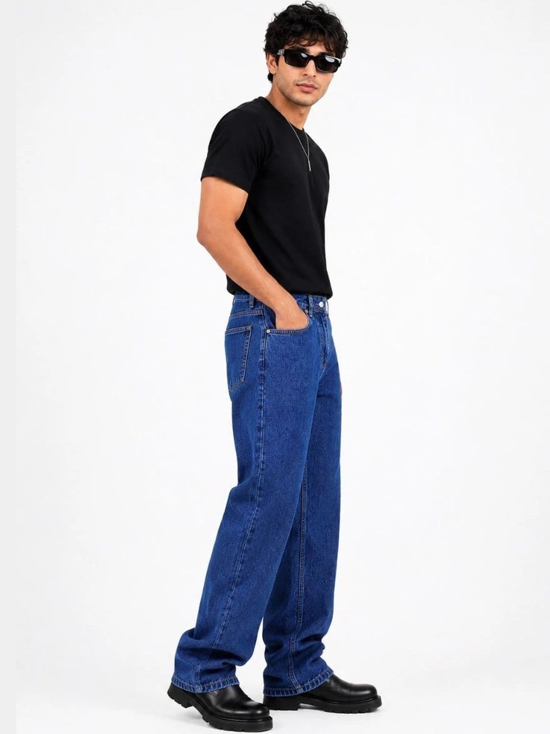 MQ Denim Men Straight Fit Mid-Rise Jeans thumbnail 5