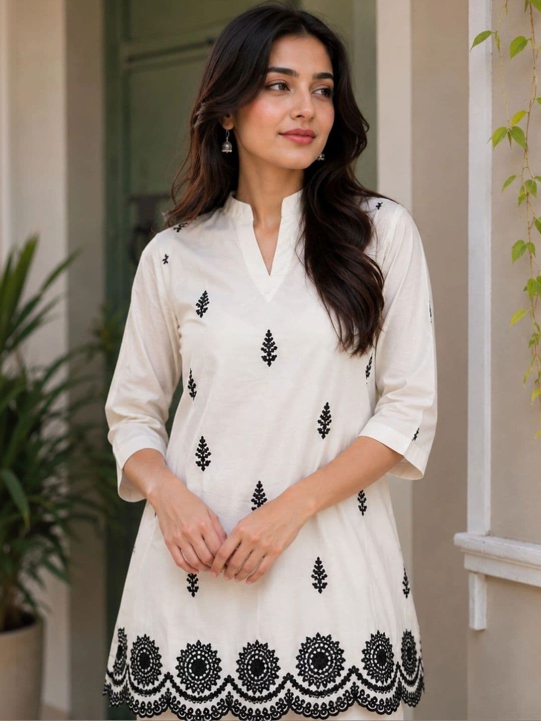 Moda Rapido Grandeur & Majestic Artwork Cotton Embroidered Top with Palazzos thumbnail 3