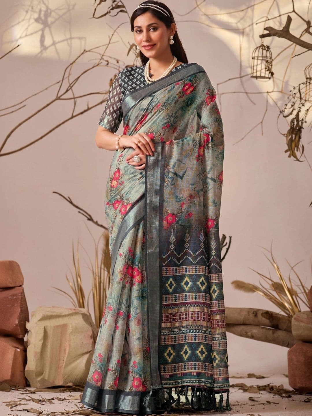 Moda Rapido Floral Zari Linen Blend Designer Patola Saree - view 1