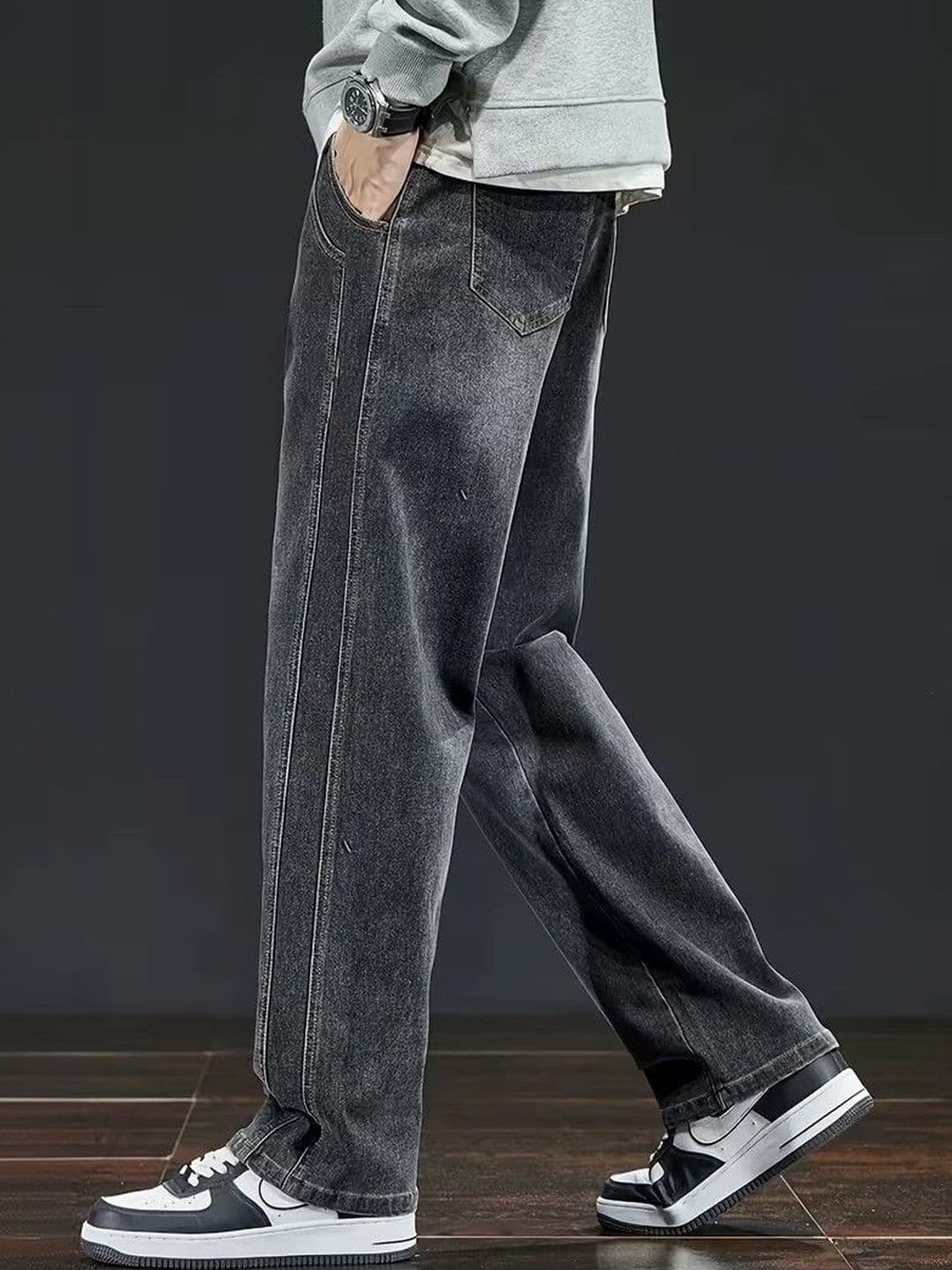 Stylefabs Men Relaxed Fit Mid-Rise Jeans thumbnail 2