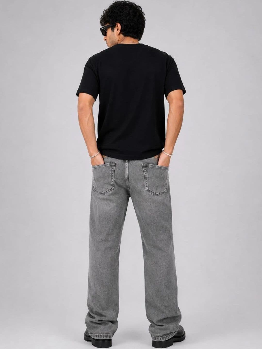 MQ Denim Men Straight Fit Mid-Rise Jeans thumbnail 4