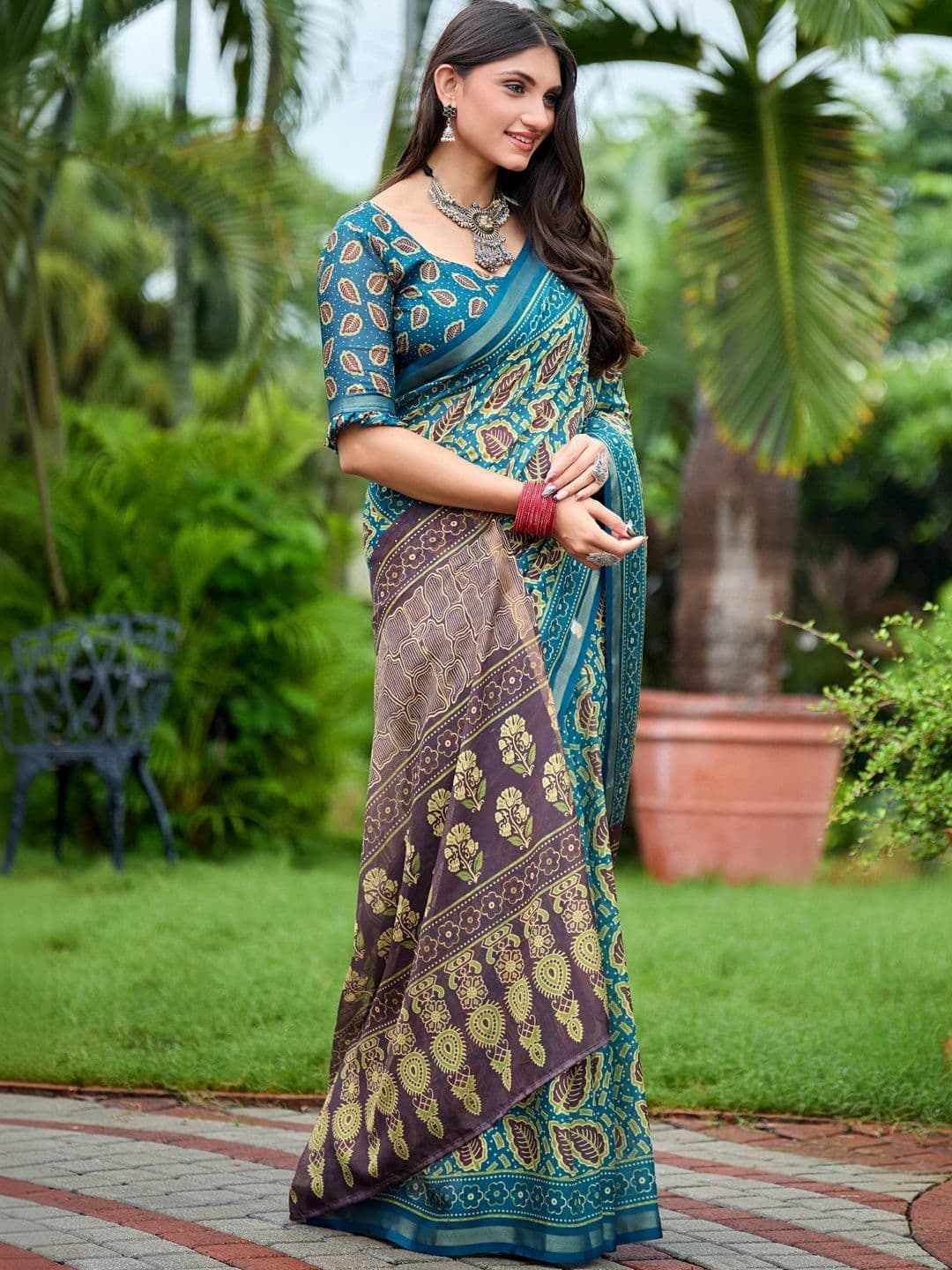 K 5 Fashion Ethnic Motifs Zari Pure Cotton Fusion Ikat Saree thumbnail 4