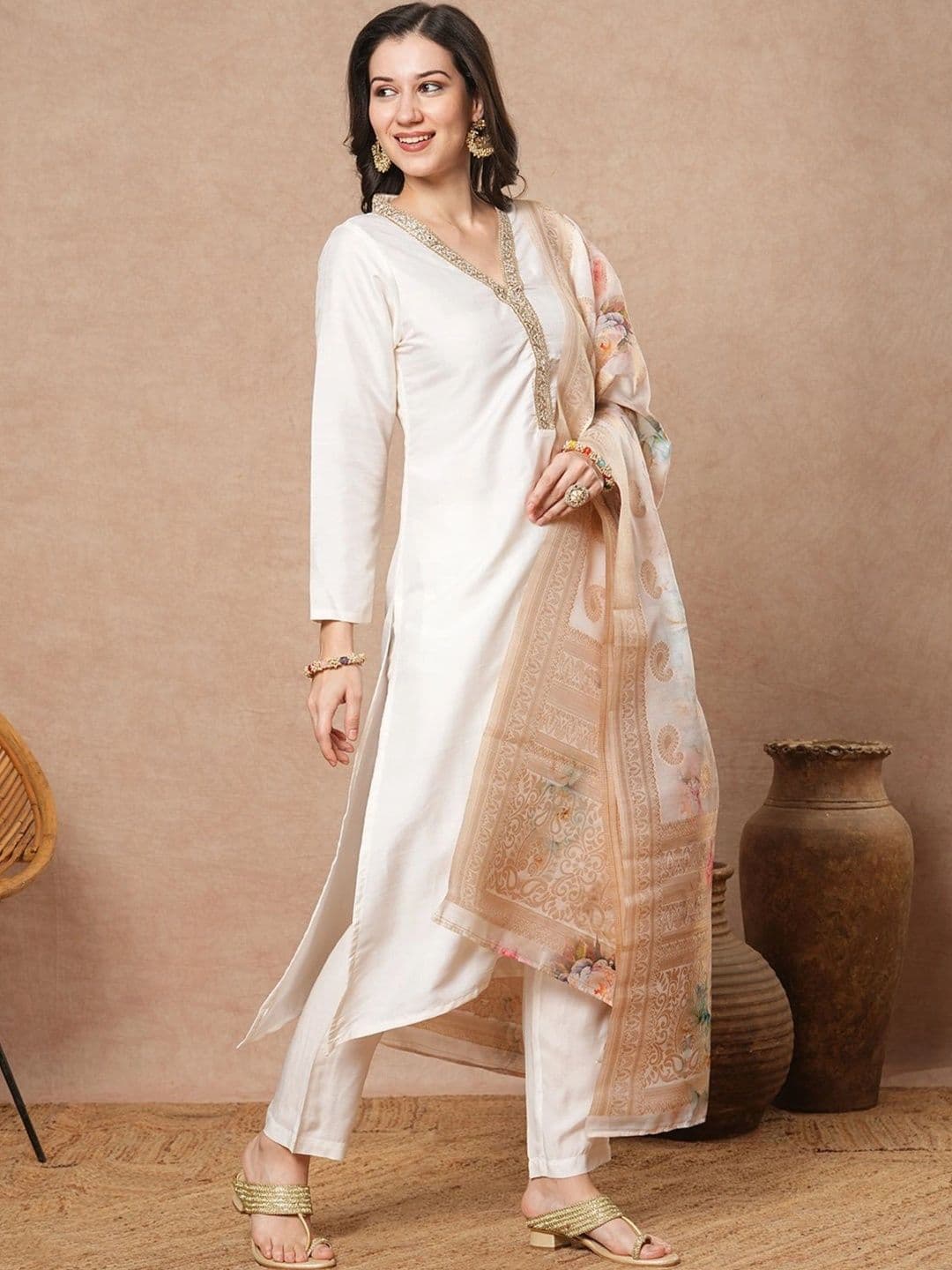 KALINI Women Floral Regular Sequinned Kurta with Trousers & With Dupatta thumbnail 3