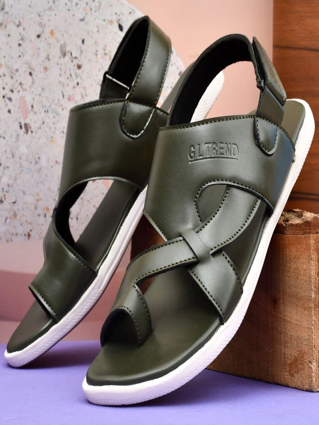 G L Trend Men Olive Solid Casual Comfort Sandals with Cross-Strap Design thumbnail 4