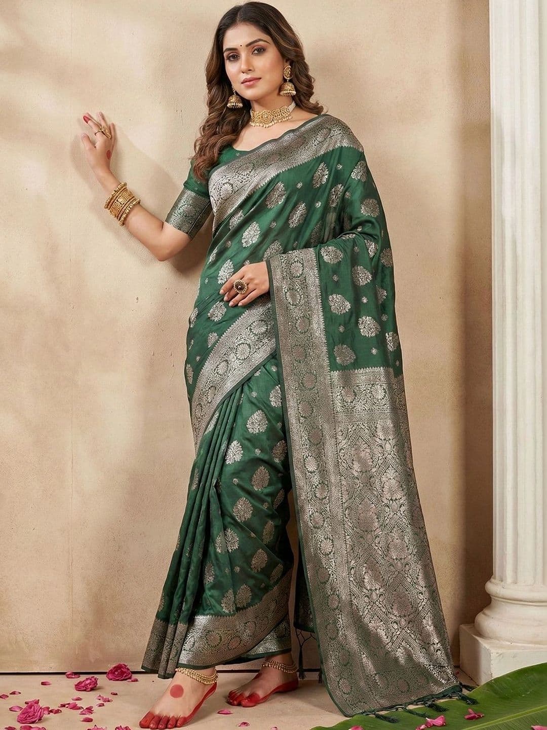 Mitera Floral Zari Silk Blend Banarasi Saree - view 1